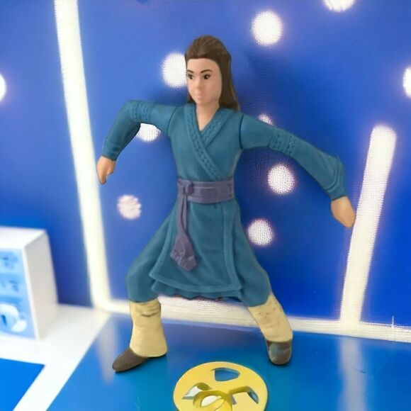 The Last Airbender Katara Figure Cake Topper McDonalds 2010 Mini Figurine PVC - Picture 12 of 12